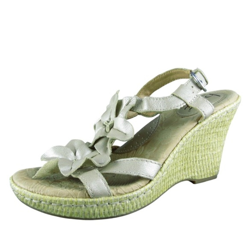 Born Concept Women Gladiator Sandal Shoes Size 7 Medium Beige Leather